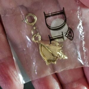 *Sale* Diamonds International gold tone shell charm